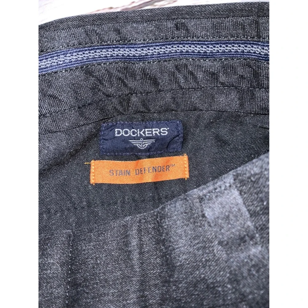 Dockers Stain Defender Pleated Trousers Mens W34 L29 Black Cuffed Straight Pants